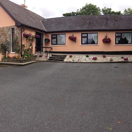 Eriu Lodge Clifden Exteriör bild