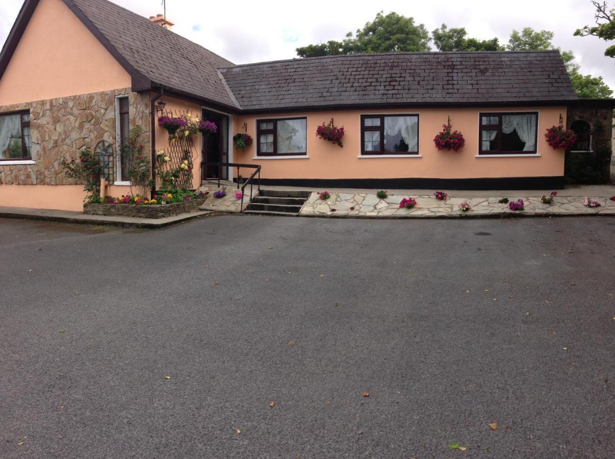 Eriu Lodge Clifden Exteriör bild